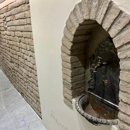 Ferienwohnung Storico Ombelico Di Parma Exterior foto